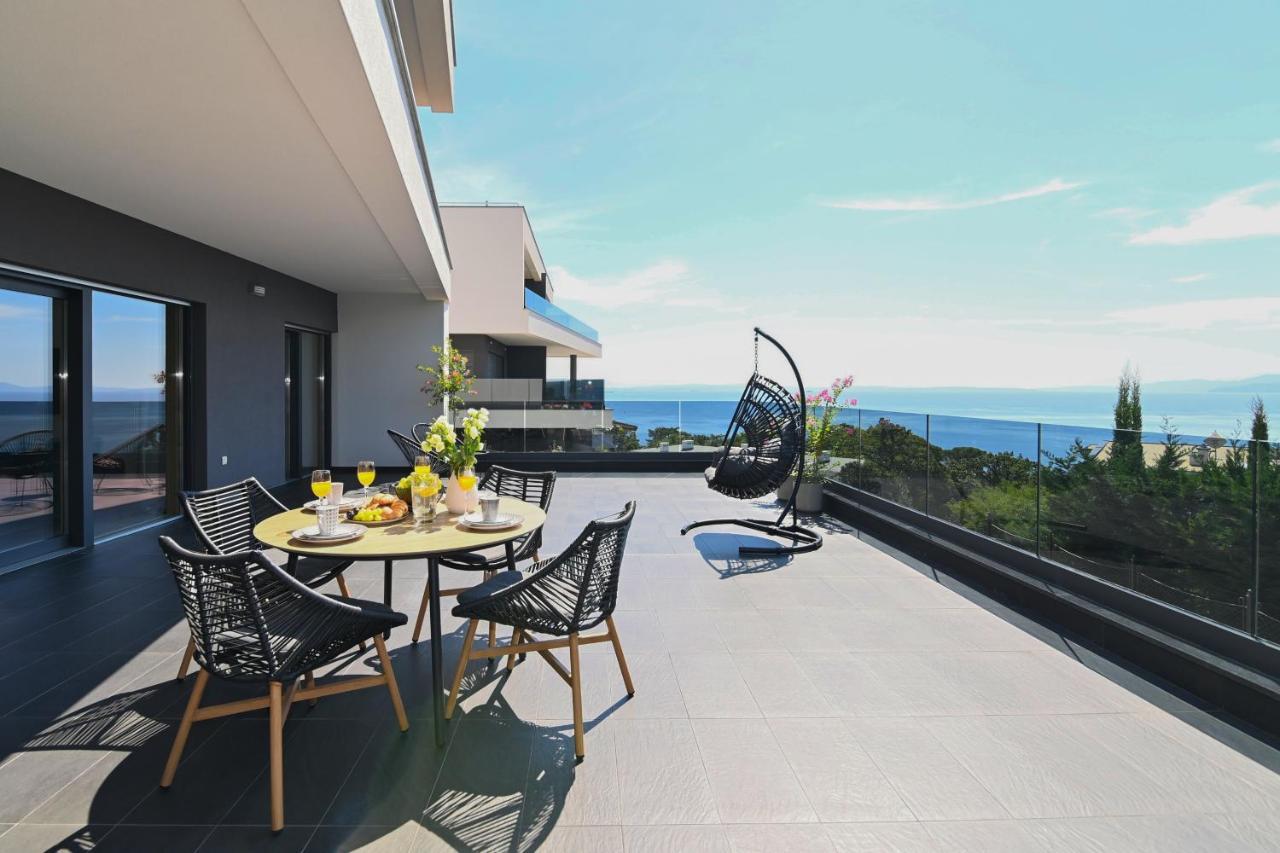 רייקה Sea View Deluxe Apartment מראה חיצוני תמונה