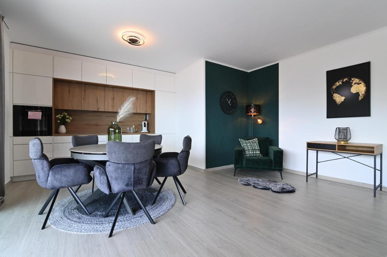 רייקה Sea View Deluxe Apartment מראה חיצוני תמונה