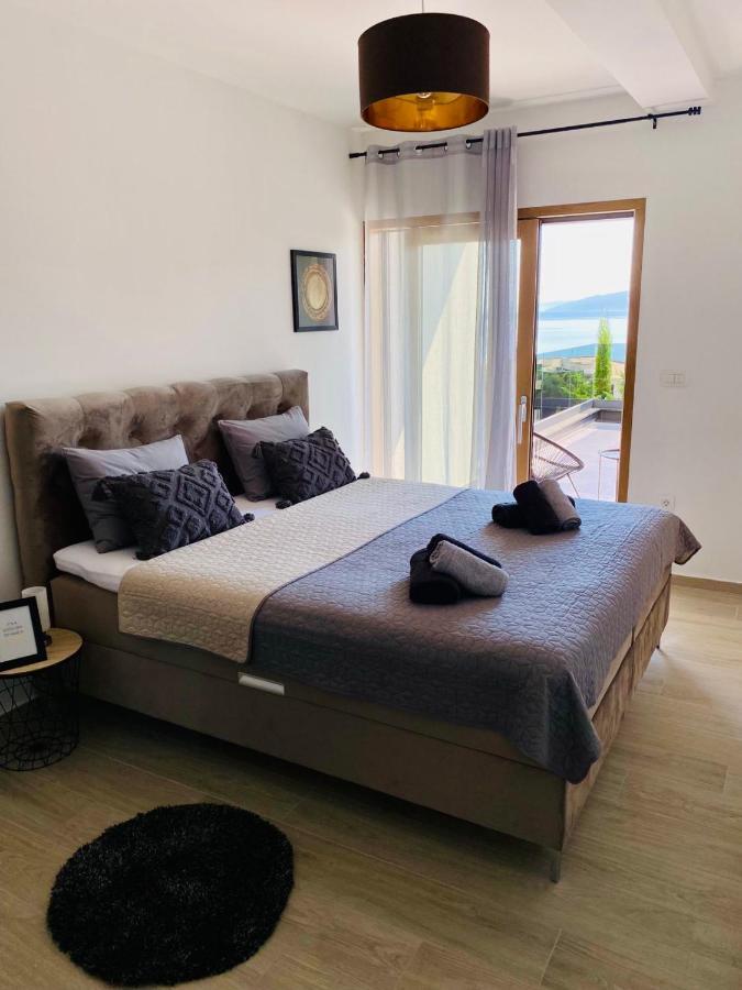 רייקה Sea View Deluxe Apartment מראה חיצוני תמונה