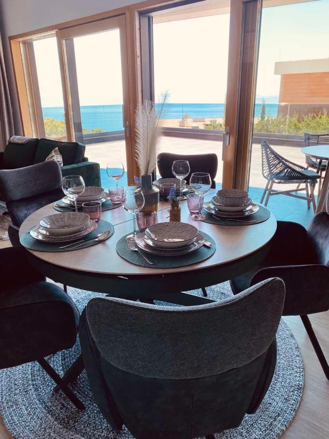 רייקה Sea View Deluxe Apartment מראה חיצוני תמונה