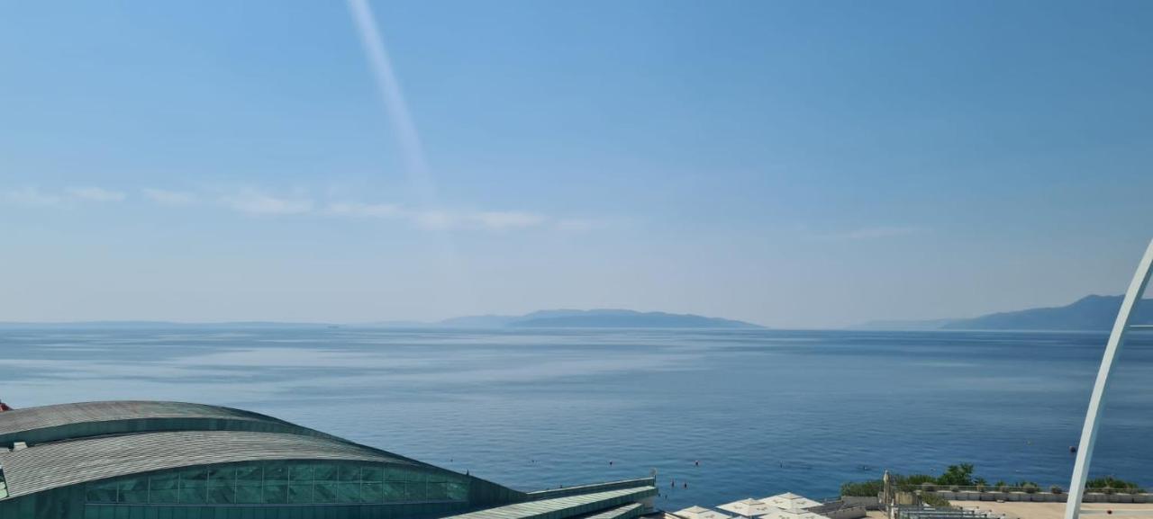 רייקה Sea View Deluxe Apartment מראה חיצוני תמונה