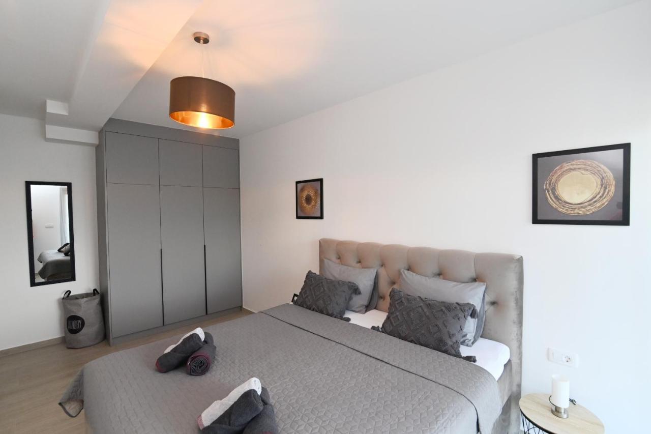 רייקה Sea View Deluxe Apartment מראה חיצוני תמונה