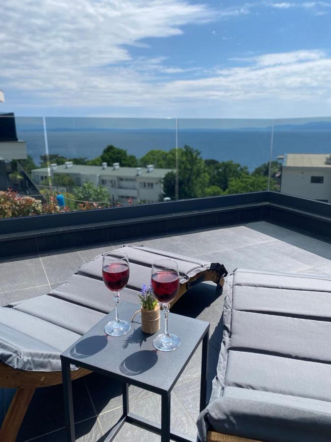 רייקה Sea View Deluxe Apartment מראה חיצוני תמונה
